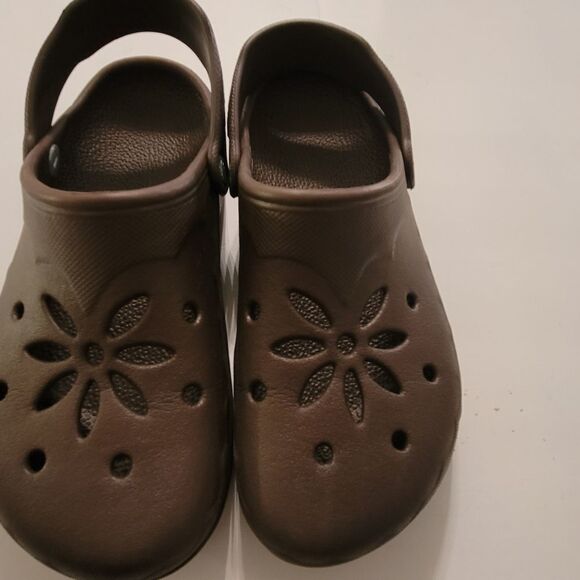 CLASSIC CROCS FULLY-MOLDED  - Picture 4 of 15